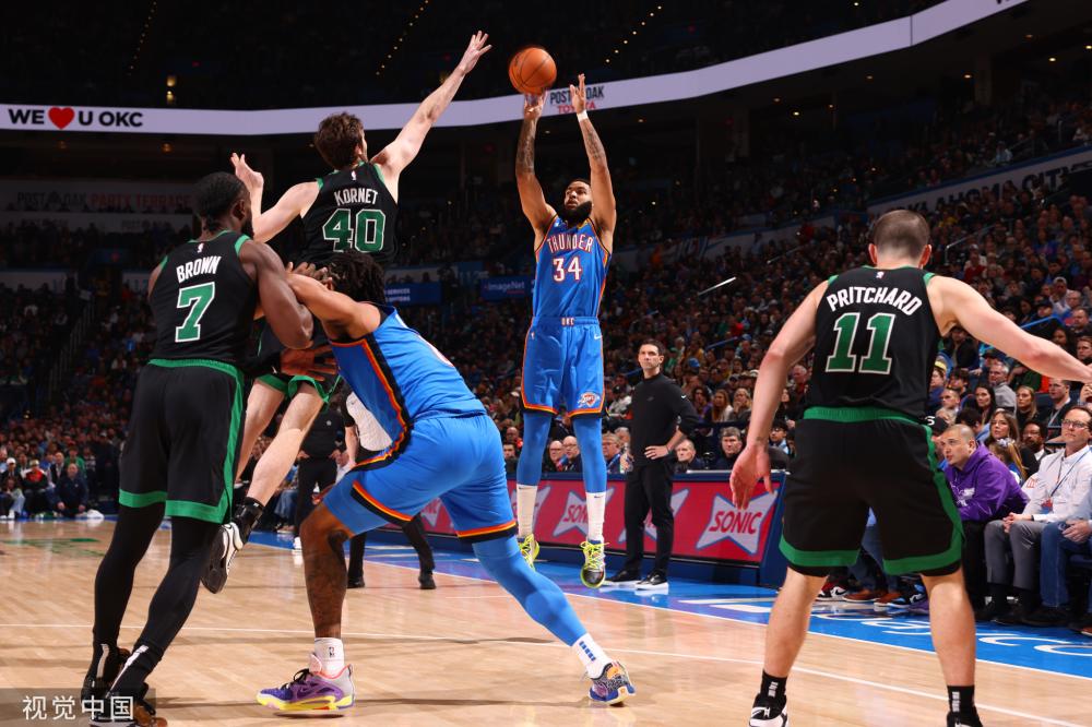 两支球队新 两支球队新