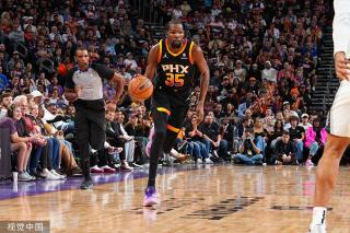 随着赛季即 随着赛季即