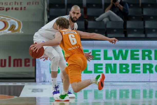 福伊特将在 福伊特将在